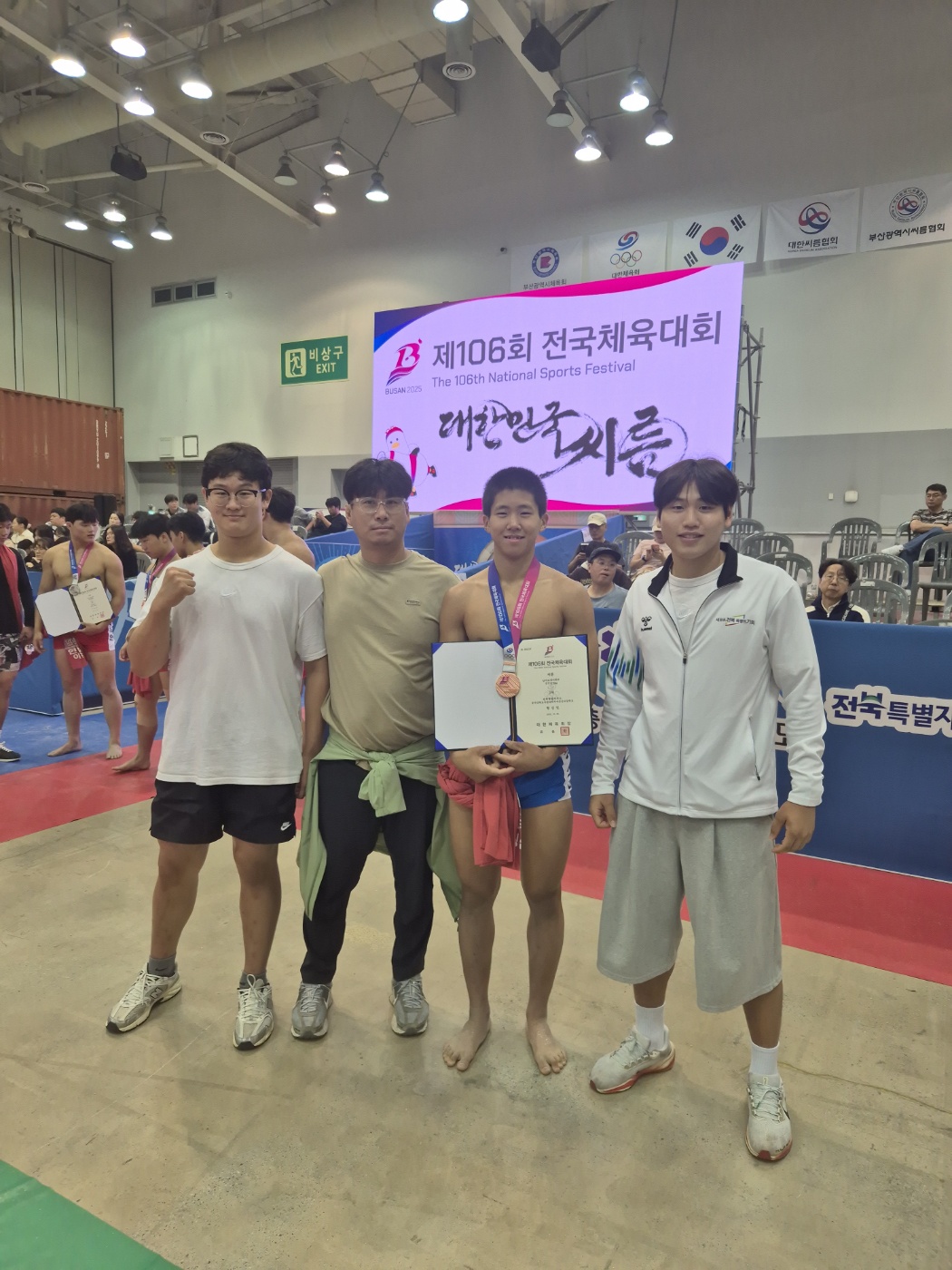 б кμ ݻб Ȳ,  뿡   ŵ