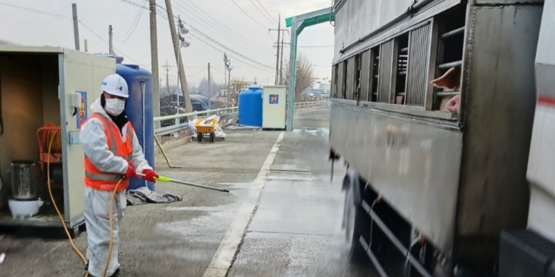 ���� ù �������� ����ͻ�� ���� ����ü�� ��ȭ