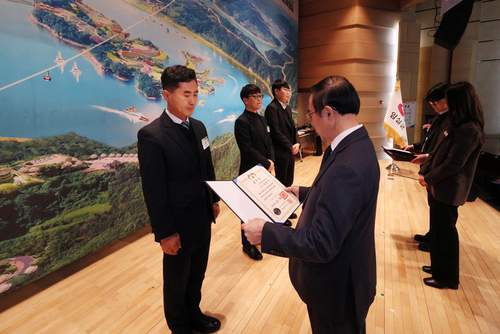 �ӽǱ�, ������ ����ġ����� ����� ǥâ������� ���� ���� ����