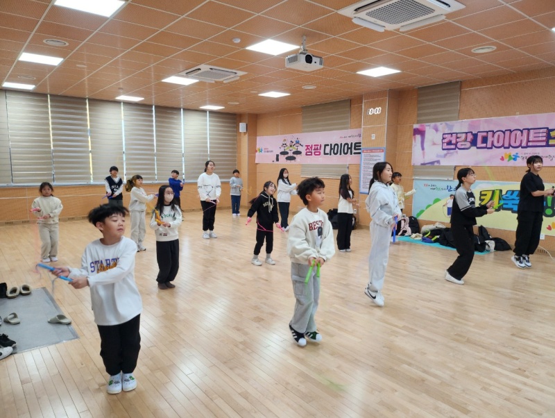 ���ֱ�, �ܿ���� �¾� �ʵ��л� �����ٳѱ� �